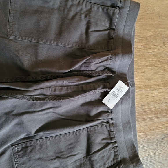 Drawstring pants - Picture 3 of 3